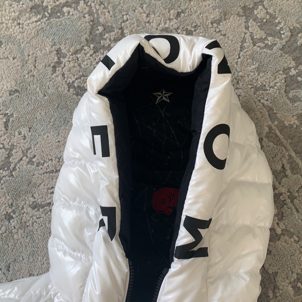 Men’s Moncler medium reversible white and black